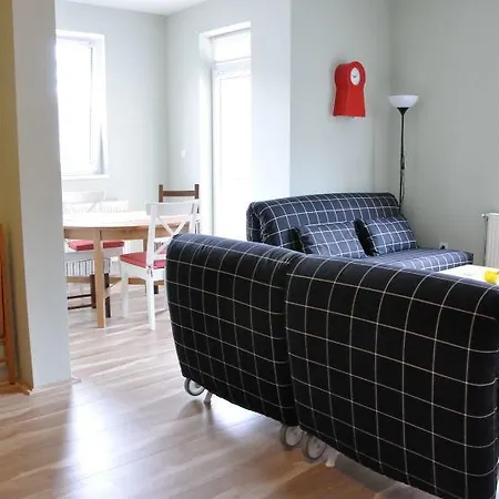 Varga Apartment *